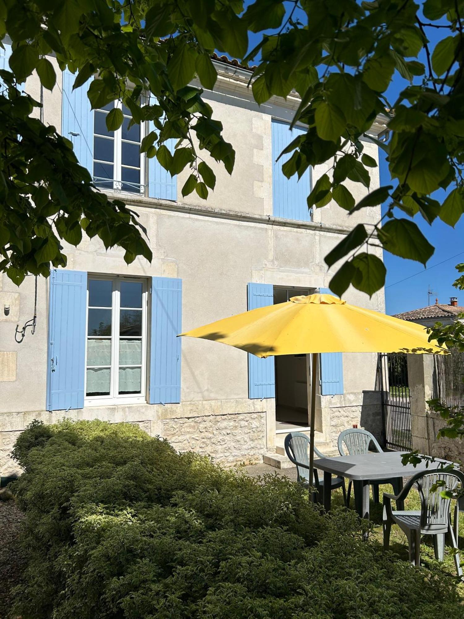 Maison d'hôtes Le Domaine Des Aguins à Saujon Extérieur photo